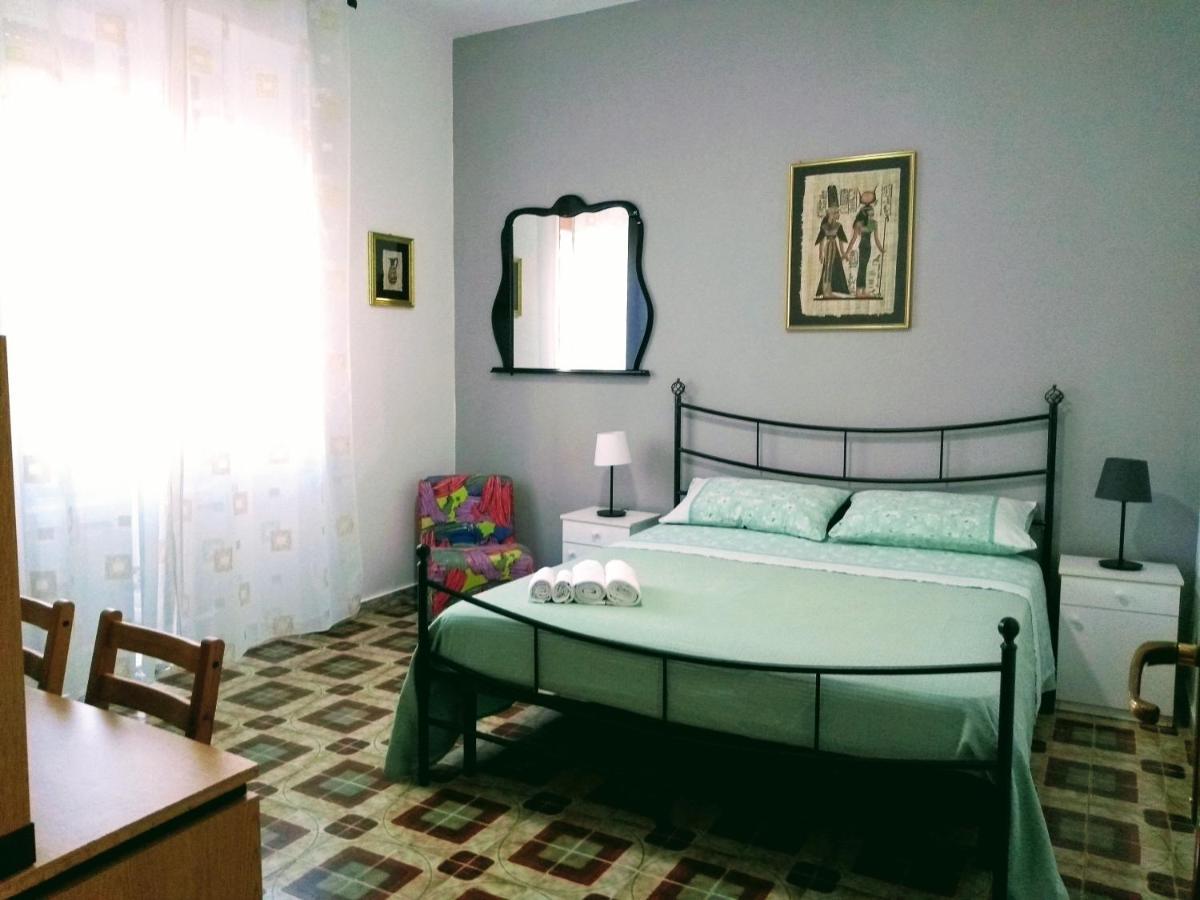 Casa Lumaki Hotel คาตาเนีย ภายนอก รูปภาพ